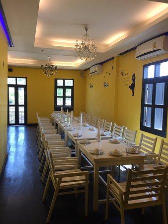 Delicieux Cafe & Restaurant